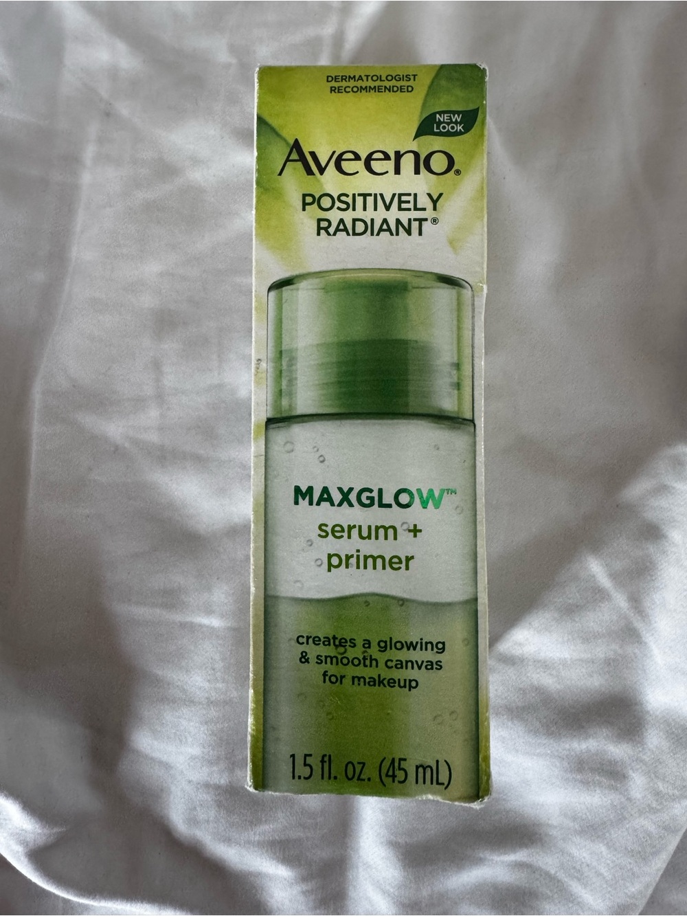 NWT Aveeno Positively Radiant MaxGlow Serum + Primer — 1.5oz